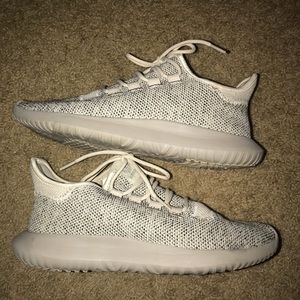 Tubular adidas 6.5 womens 8. Great condition.